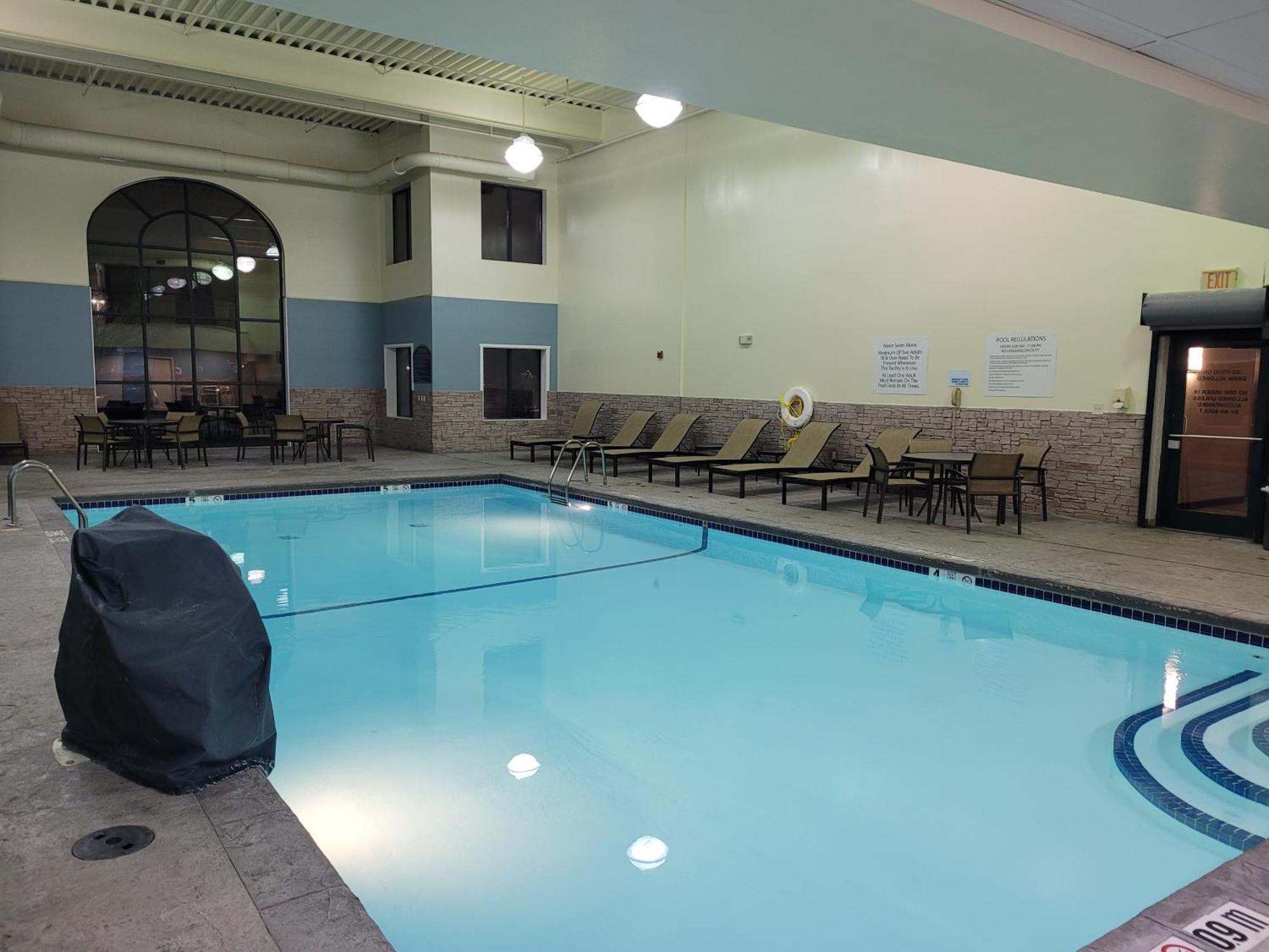 Holiday Inn Express & Suites Buffalo Airport By Ihg Cheektowaga Εξωτερικό φωτογραφία